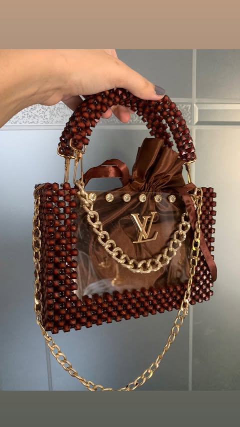 Ladies Bags, white stylish Ladies Purse with golden chain